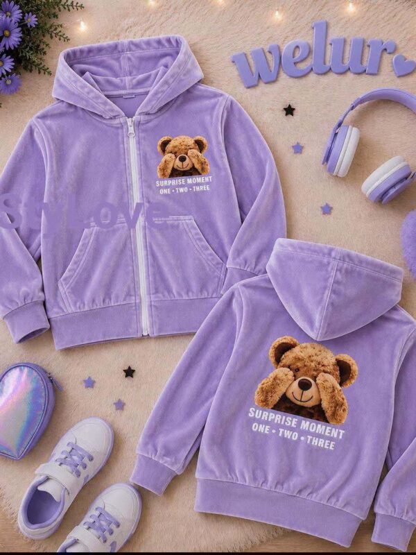 Bluza welurowa z kapturem z motywem misia