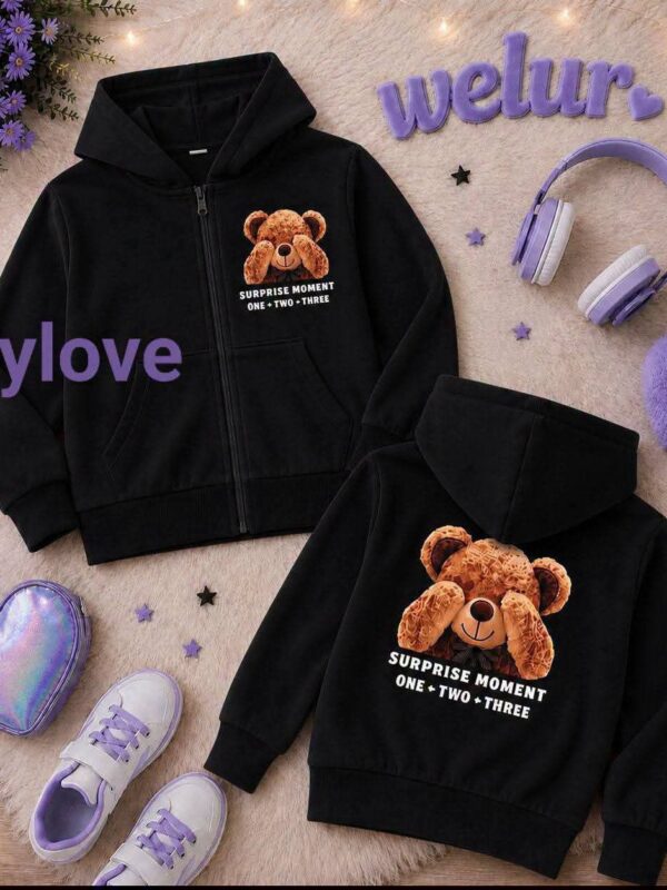 Bluza welurowa z kapturem z motywem misia