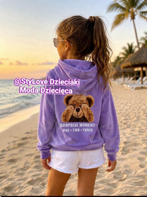 Bluza welurowa z kapturem z motywem misia