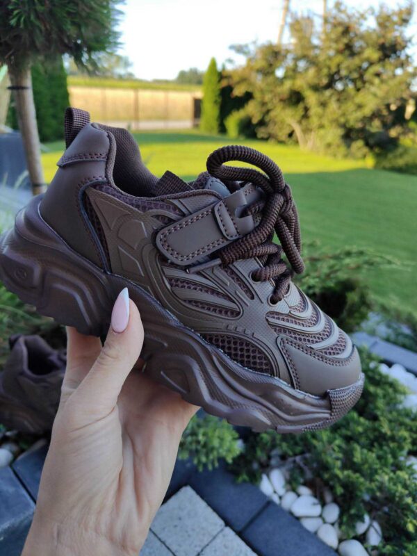2026/08/1000001409-1.jpg Sneakersy na rzep