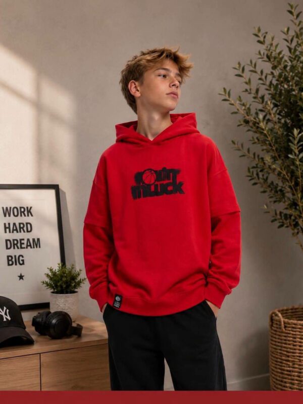 Bluza z  kapturem z motywem piłki