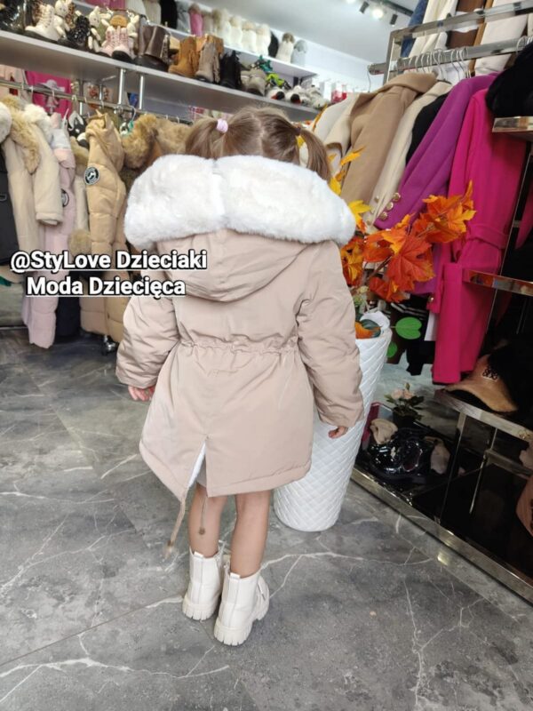 Kurtka zimowa parka - duże białe futro