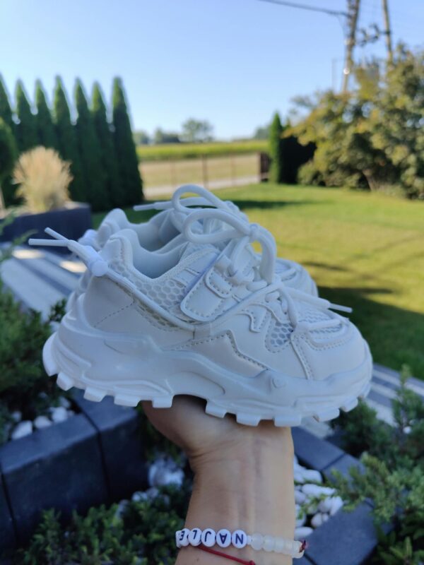 2026/08/1000005978.jpg Leciutkie sneakersy