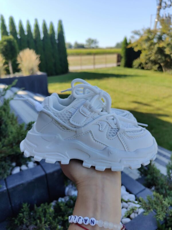 2026/08/1000005980.jpg Leciutkie sneakersy