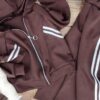 2026/09/1000017238.jpg Dres dwuczęściowy z lampasami